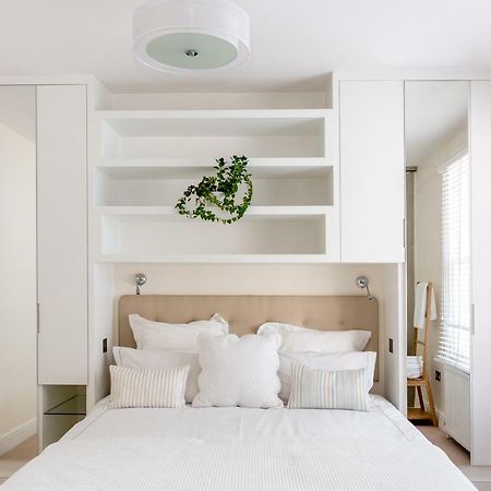 Logan Mews By Lime Street Apartment London Exterior photo